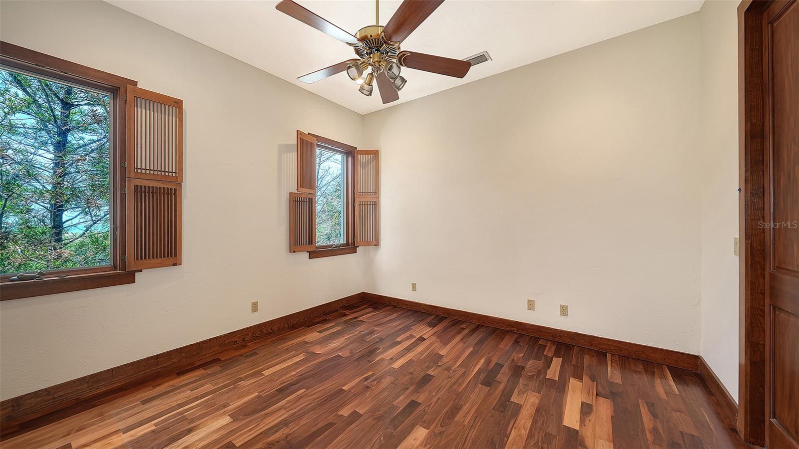 156 EMERSON DR, SARASOTA, FL, 34236