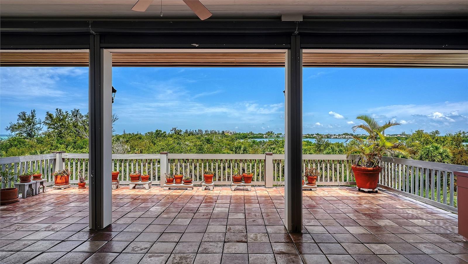 156 EMERSON DR, SARASOTA, FL, 34236