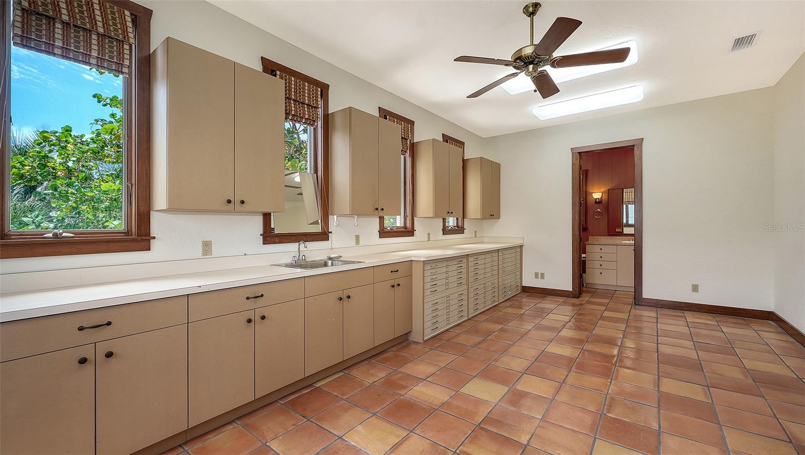 156 EMERSON DR, SARASOTA, FL, 34236
