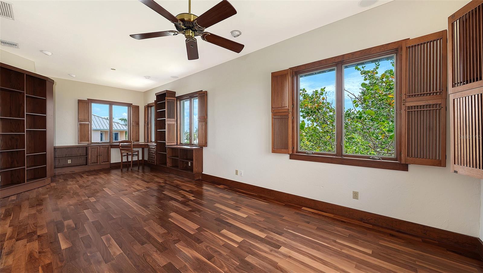 156 EMERSON DR, SARASOTA, FL, 34236