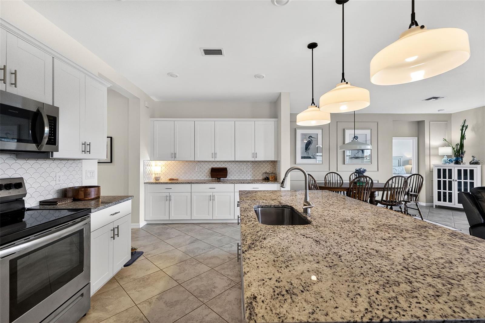 1921 E ISLES RD, PORT CHARLOTTE, FL, 33953