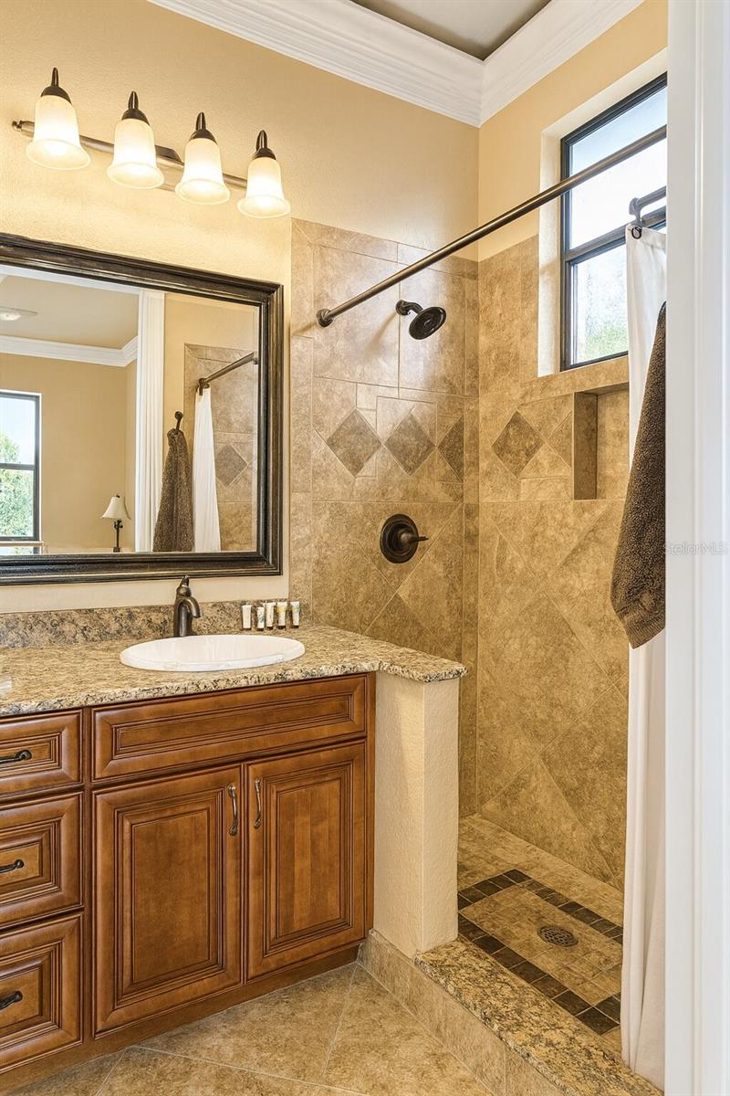 135 TINA ISLAND DR, OSPREY, FL, 34229