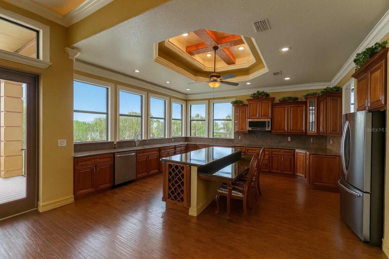 135 TINA ISLAND DR, OSPREY, FL, 34229