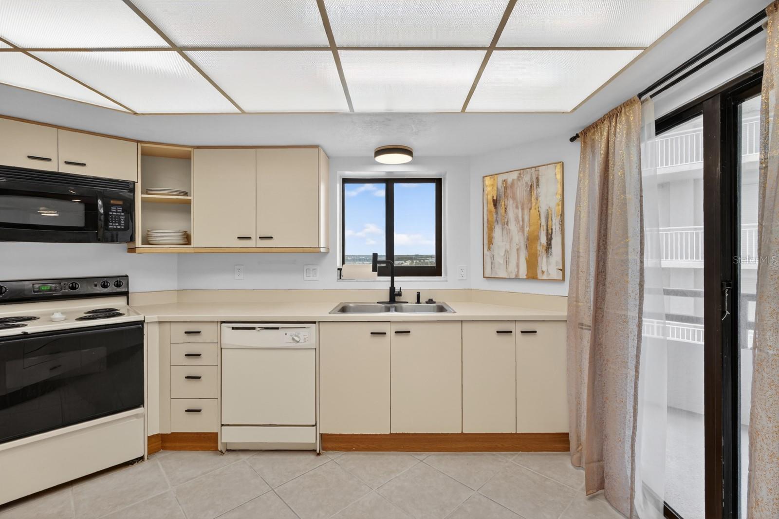 SEYCHELLES CONDO, DAYTONA BEACH, FL, 32118