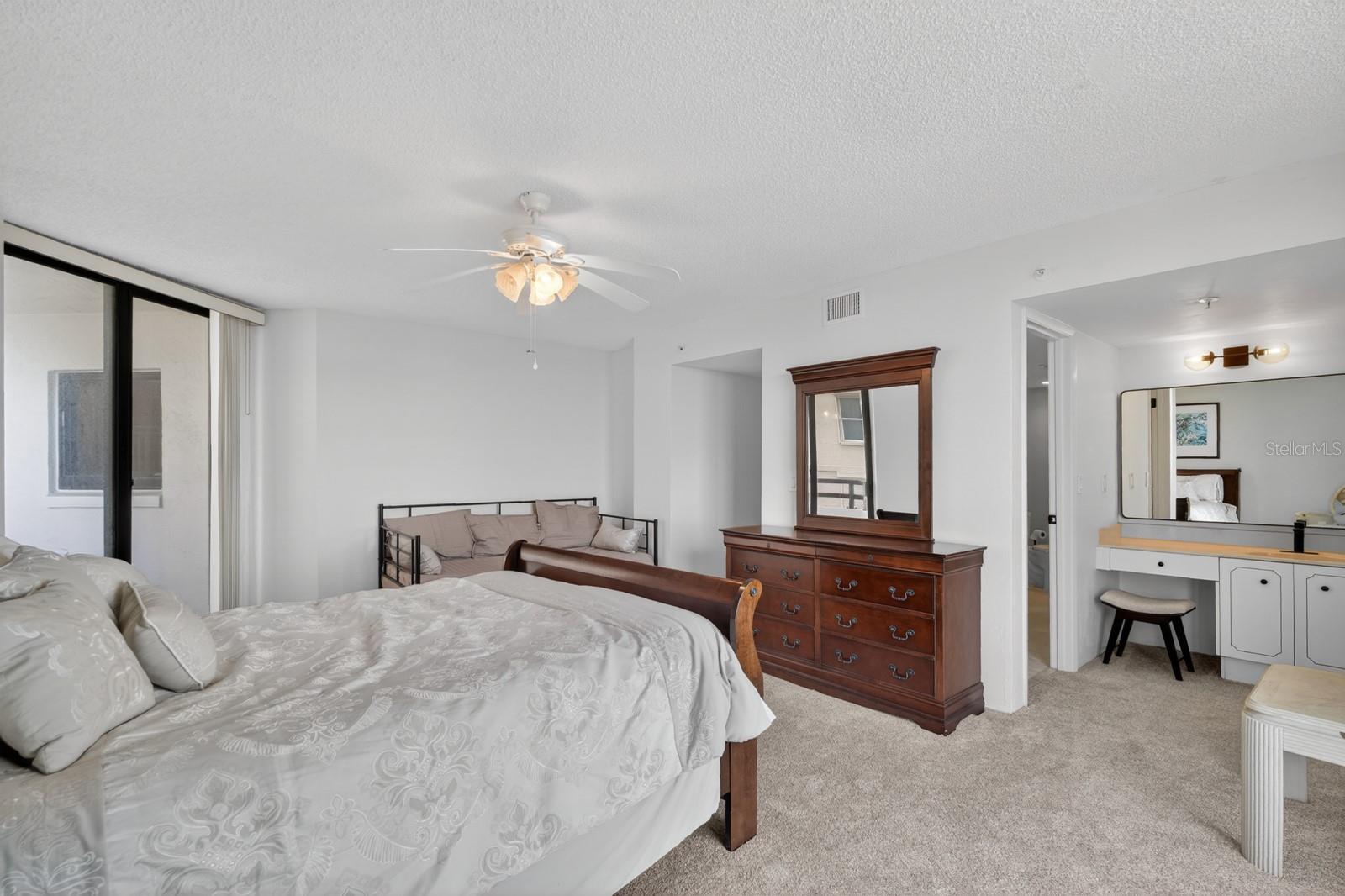 SEYCHELLES CONDO, DAYTONA BEACH, FL, 32118