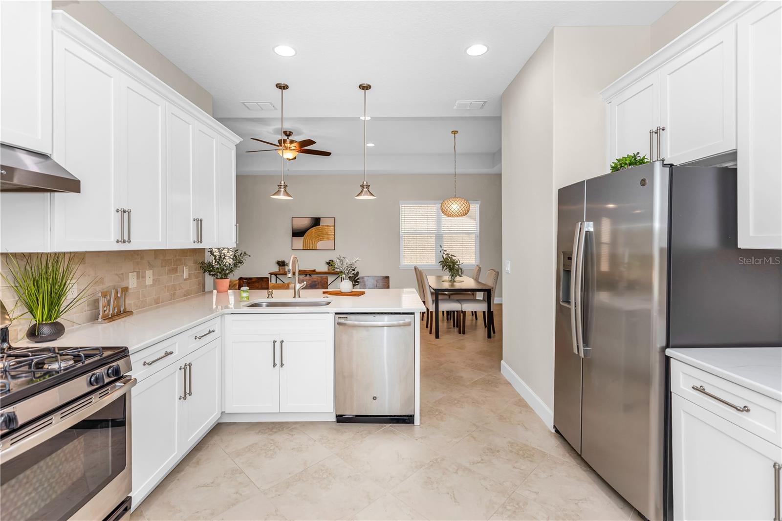 1682 VICTORIA GARDENS DR, DELAND, FL, 32724