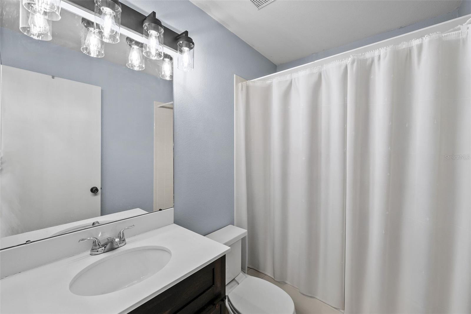 8601 TWIN FARMS PL, TAMPA, FL, 33635
