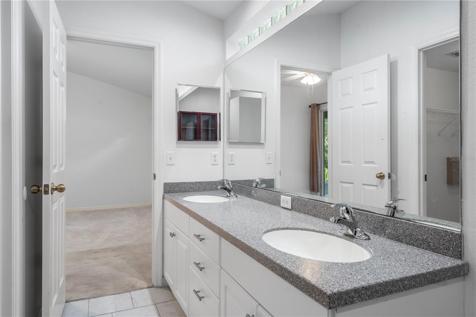7105 BUCKS FORD DR, RIVERVIEW, FL, 33578