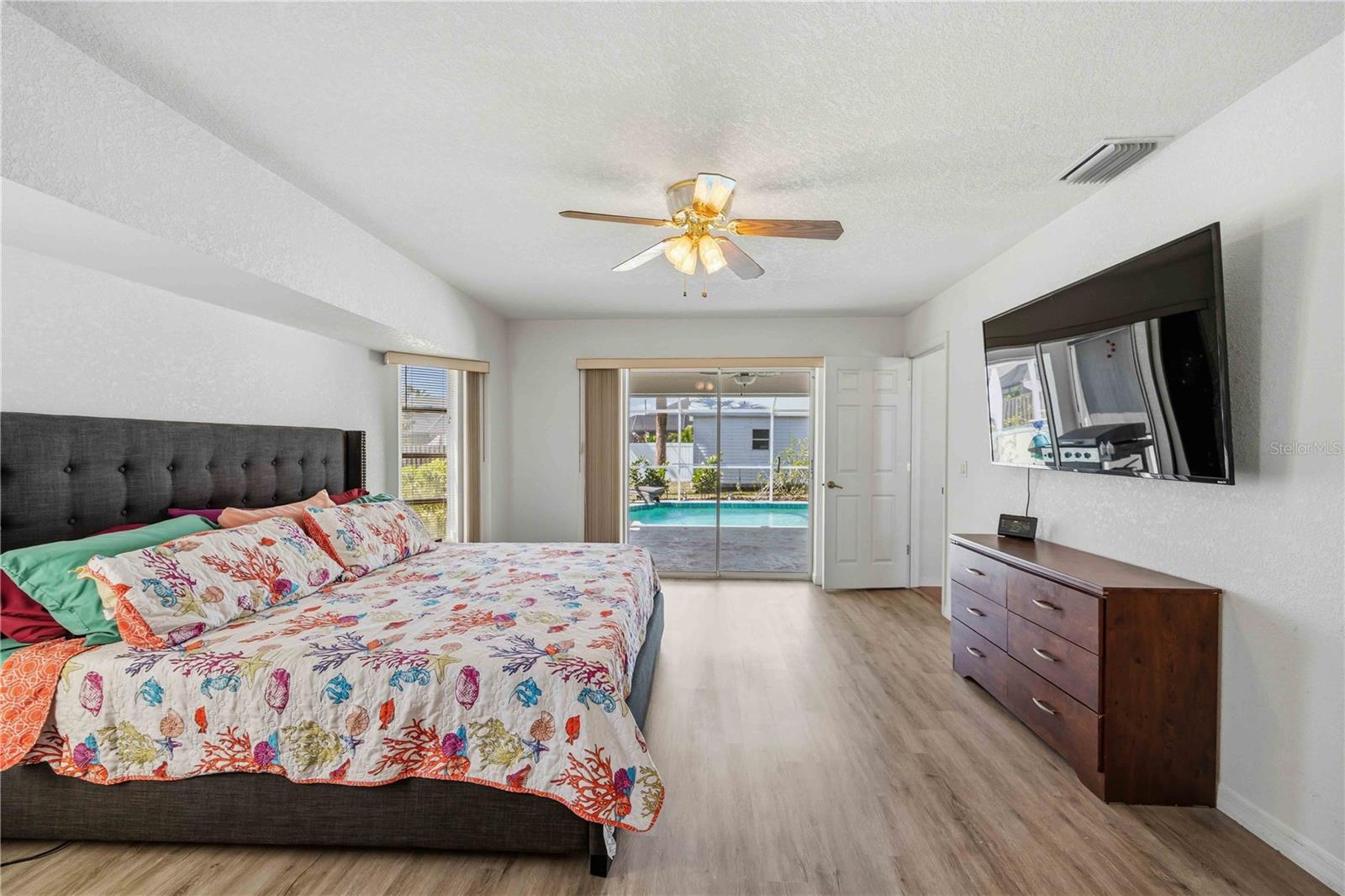 23530 CLAY AVE, PORT CHARLOTTE, FL, 33954