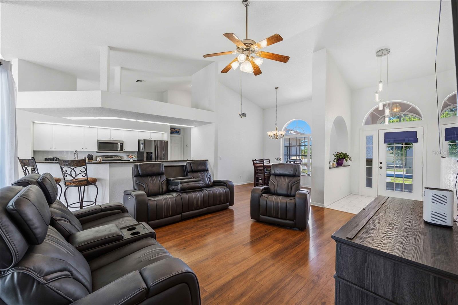 23530 CLAY AVE, PORT CHARLOTTE, FL, 33954