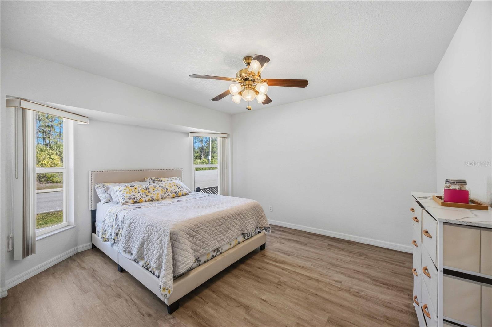 23530 CLAY AVE, PORT CHARLOTTE, FL, 33954
