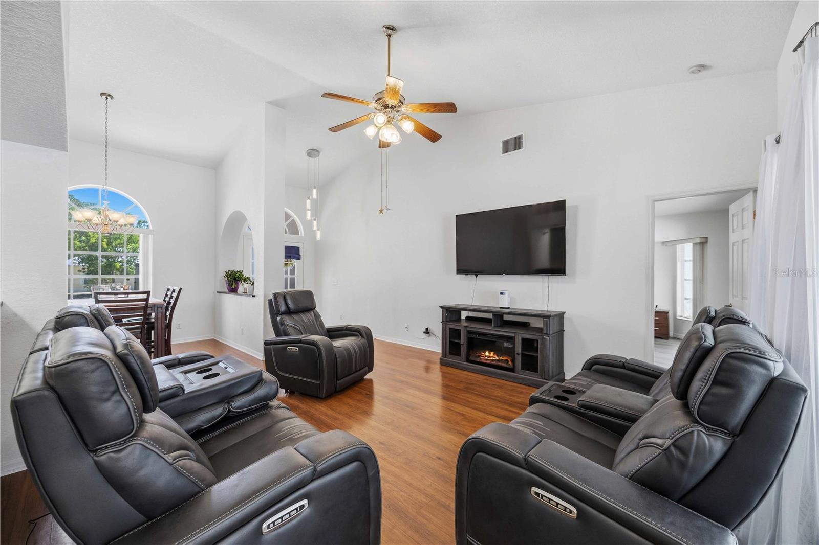 23530 CLAY AVE, PORT CHARLOTTE, FL, 33954