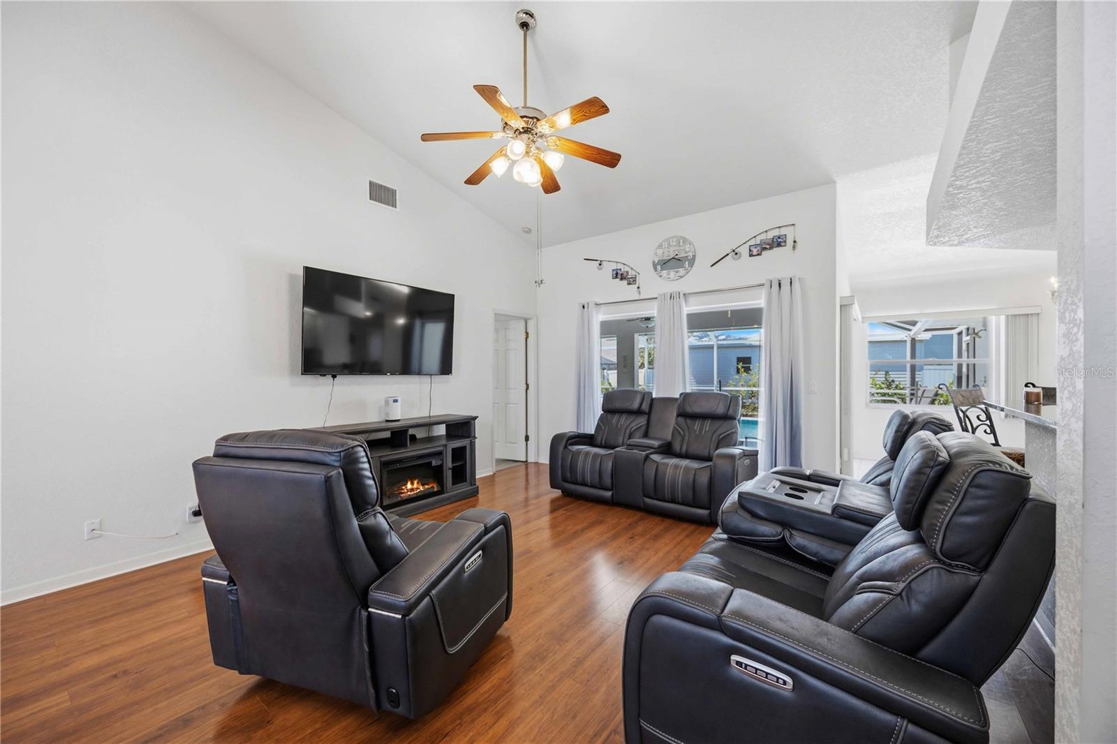 23530 CLAY AVE, PORT CHARLOTTE, FL, 33954