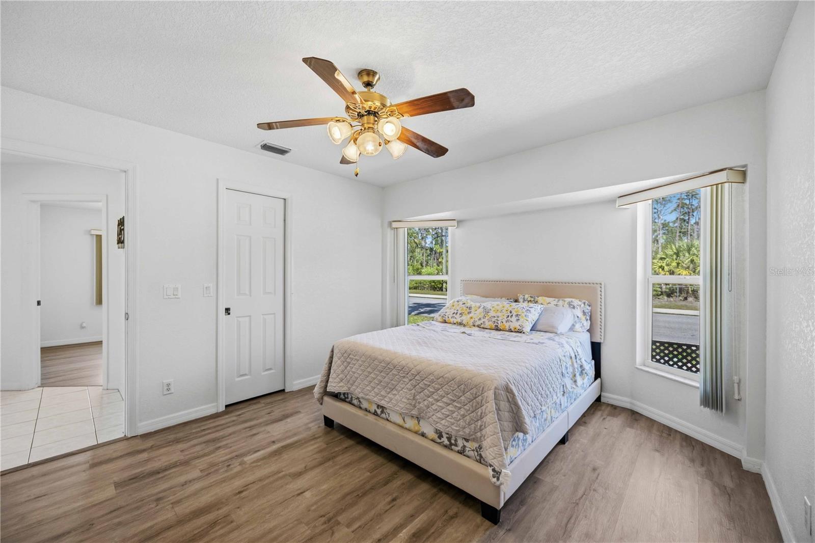 23530 CLAY AVE, PORT CHARLOTTE, FL, 33954