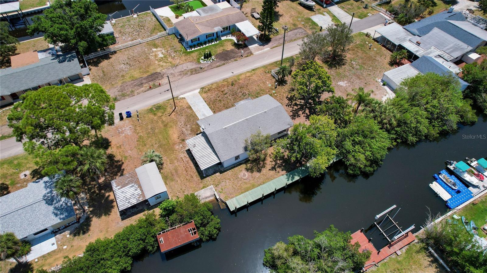 106 W NORTH BRANCH RD, RUSKIN, FL, 33570
