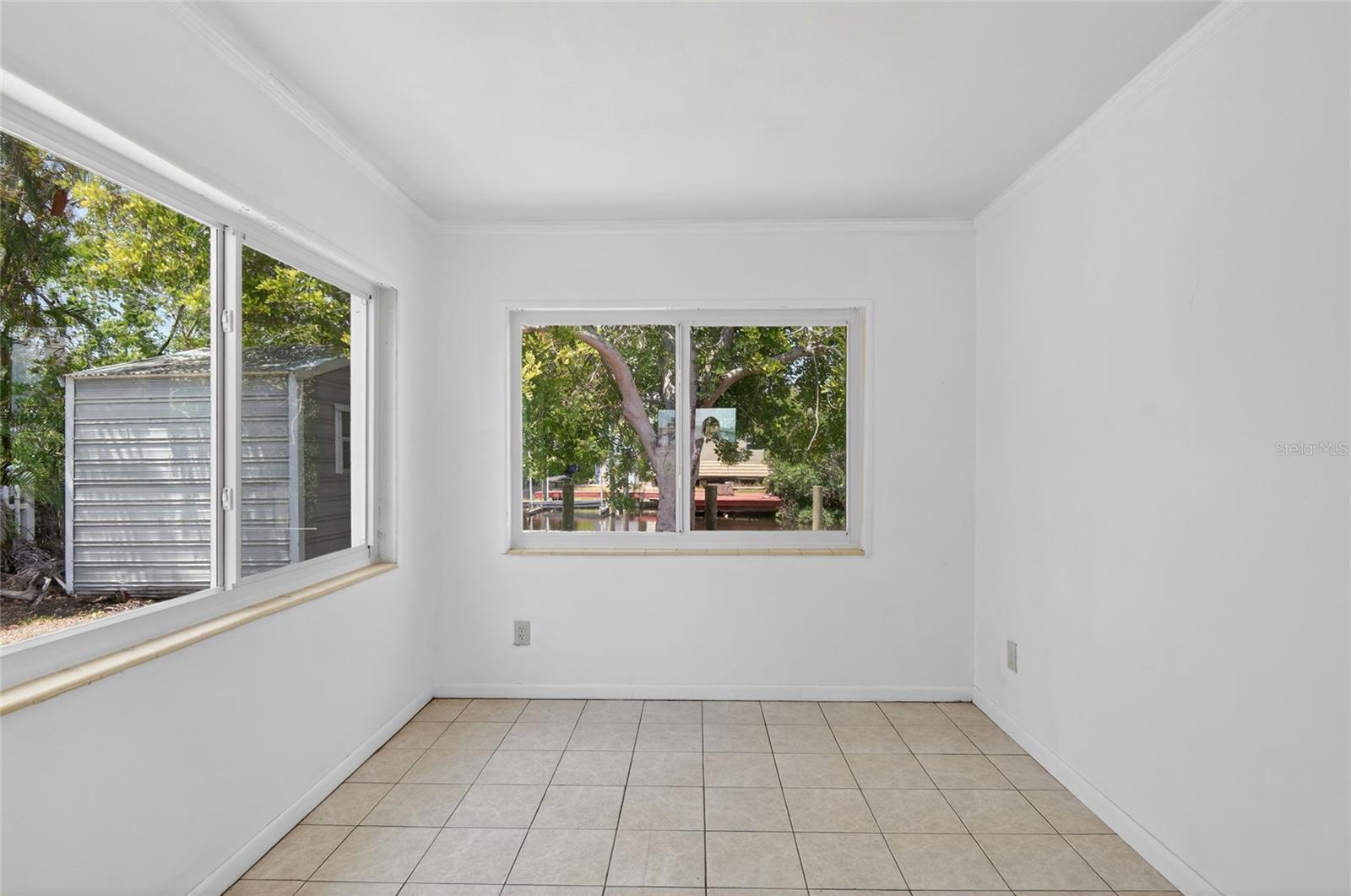 106 W NORTH BRANCH RD, RUSKIN, FL, 33570