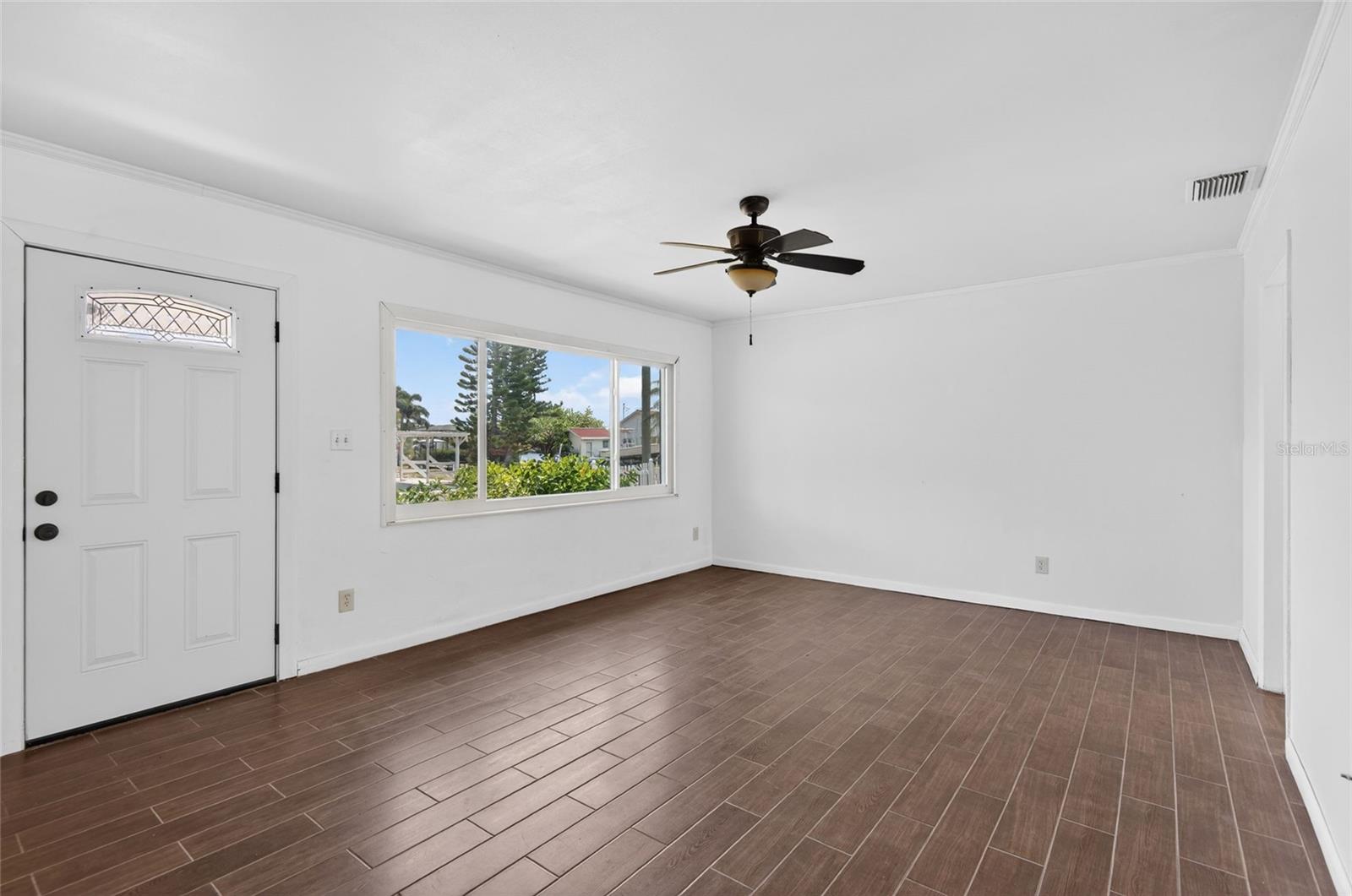 106 W NORTH BRANCH RD, RUSKIN, FL, 33570