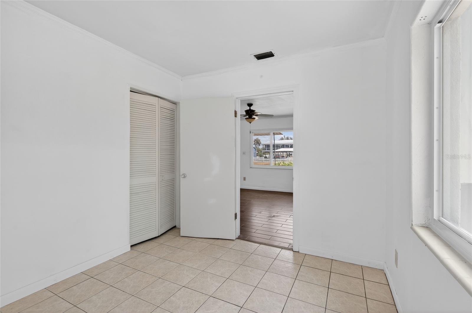 106 W NORTH BRANCH RD, RUSKIN, FL, 33570