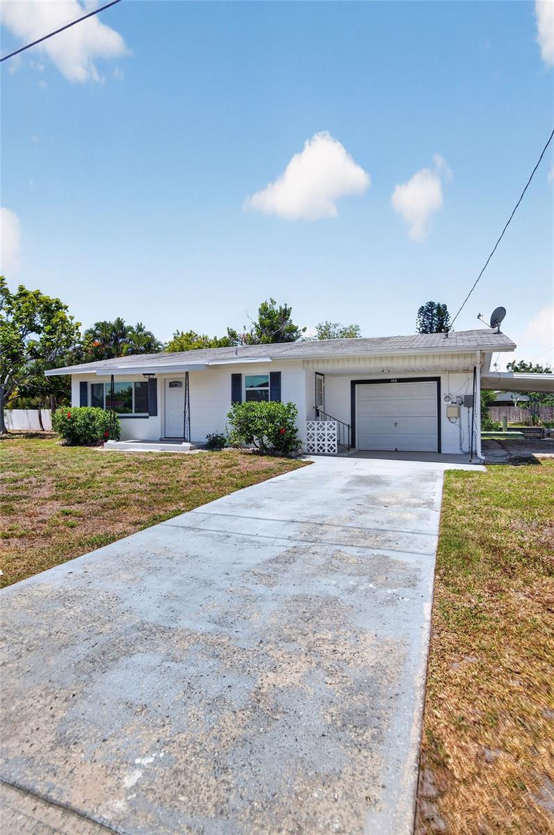 106 W NORTH BRANCH RD, RUSKIN, FL, 33570