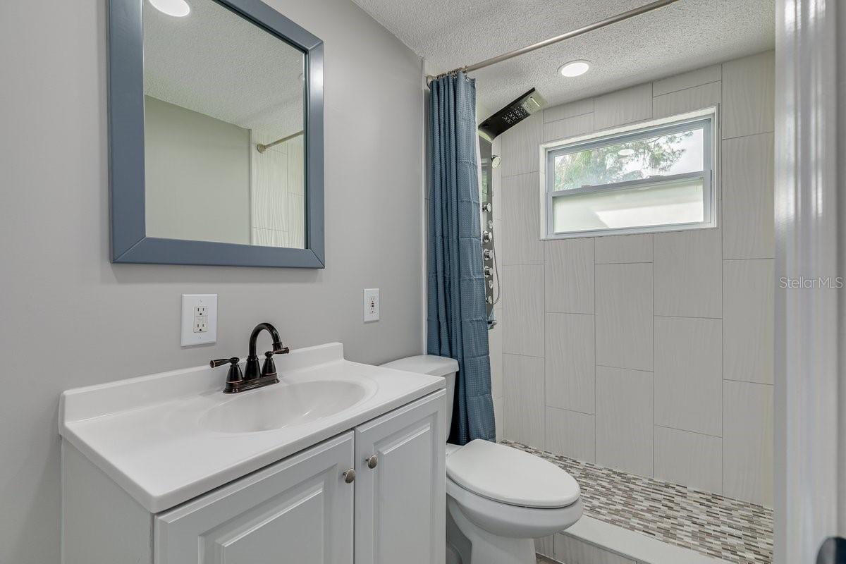 13496 W RENA DR, LARGO, FL, 33771
