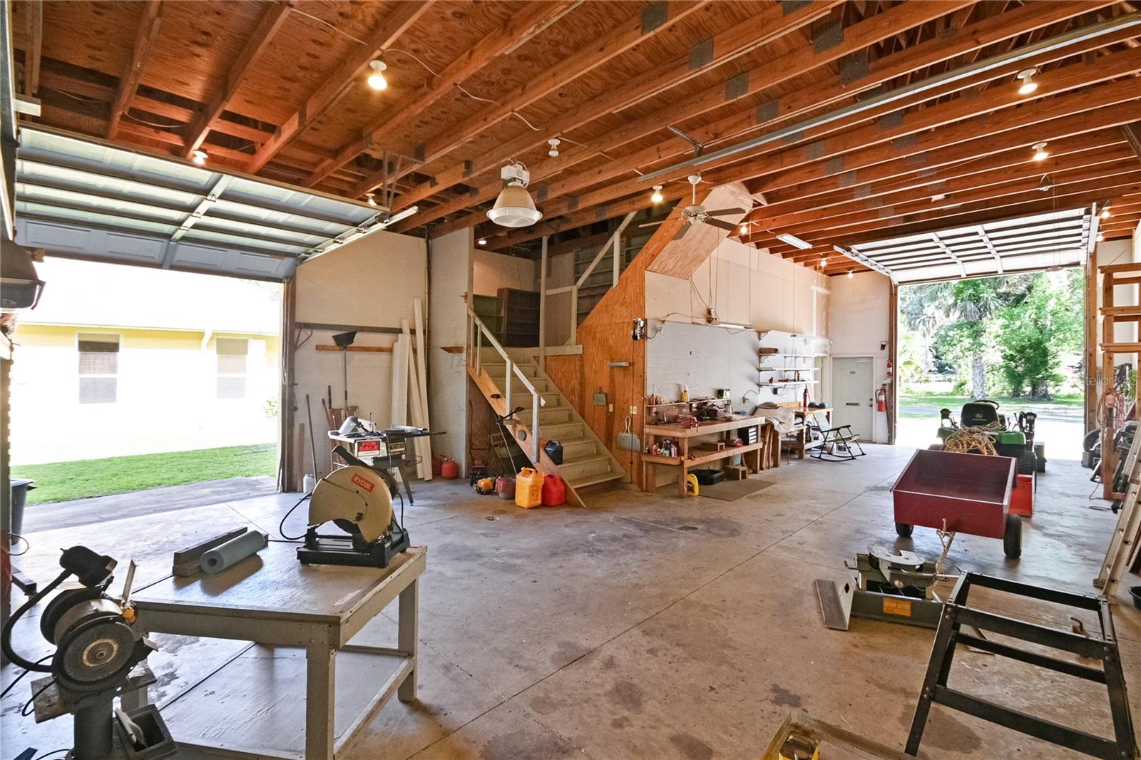 1711 HIDEAWAY FOREST TRL, NEW SMYRNA BEACH, FL, 32168