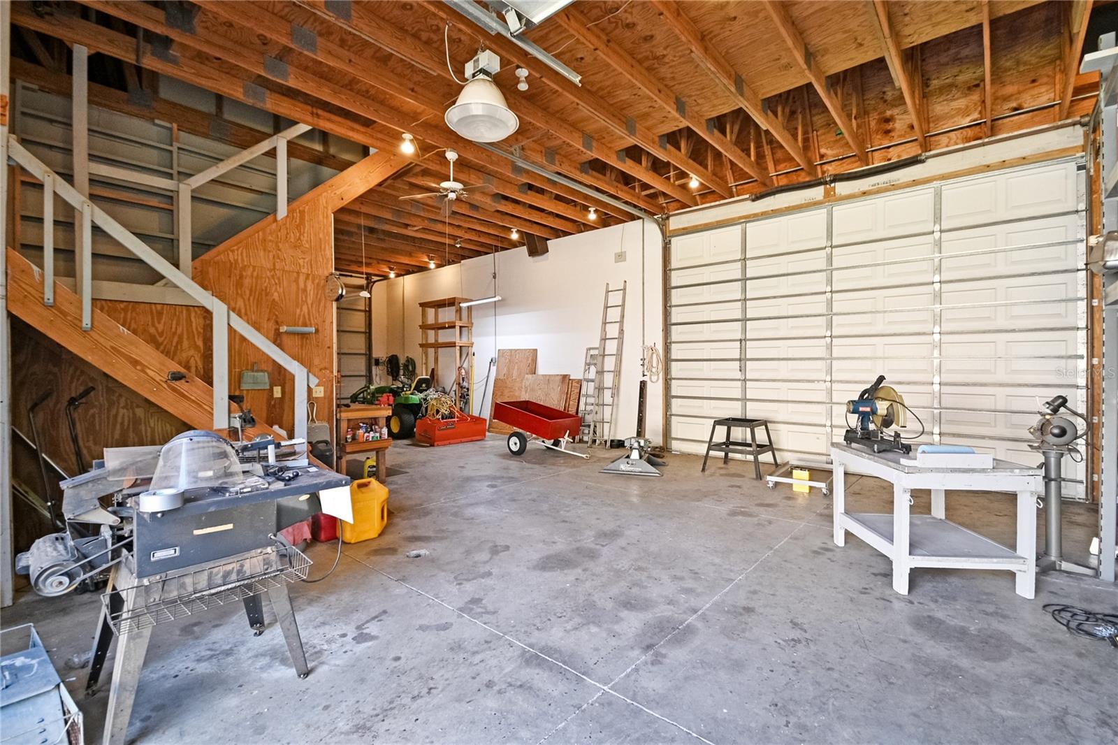 1711 HIDEAWAY FOREST TRL, NEW SMYRNA BEACH, FL, 32168