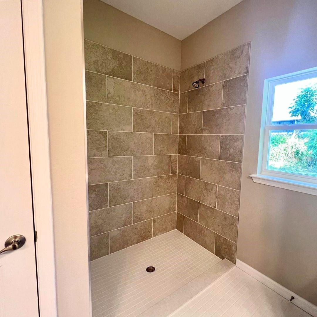 1335 W WALNUT ST, LAKELAND, FL, 33815