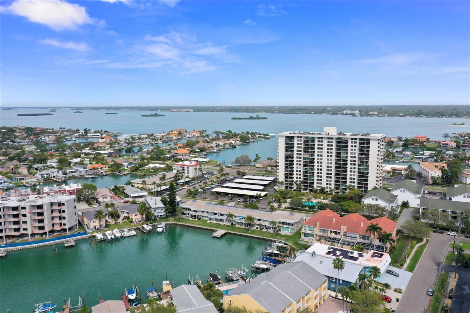 400 LARBOARD WAY #103, CLEARWATER BEACH, FL, 33767