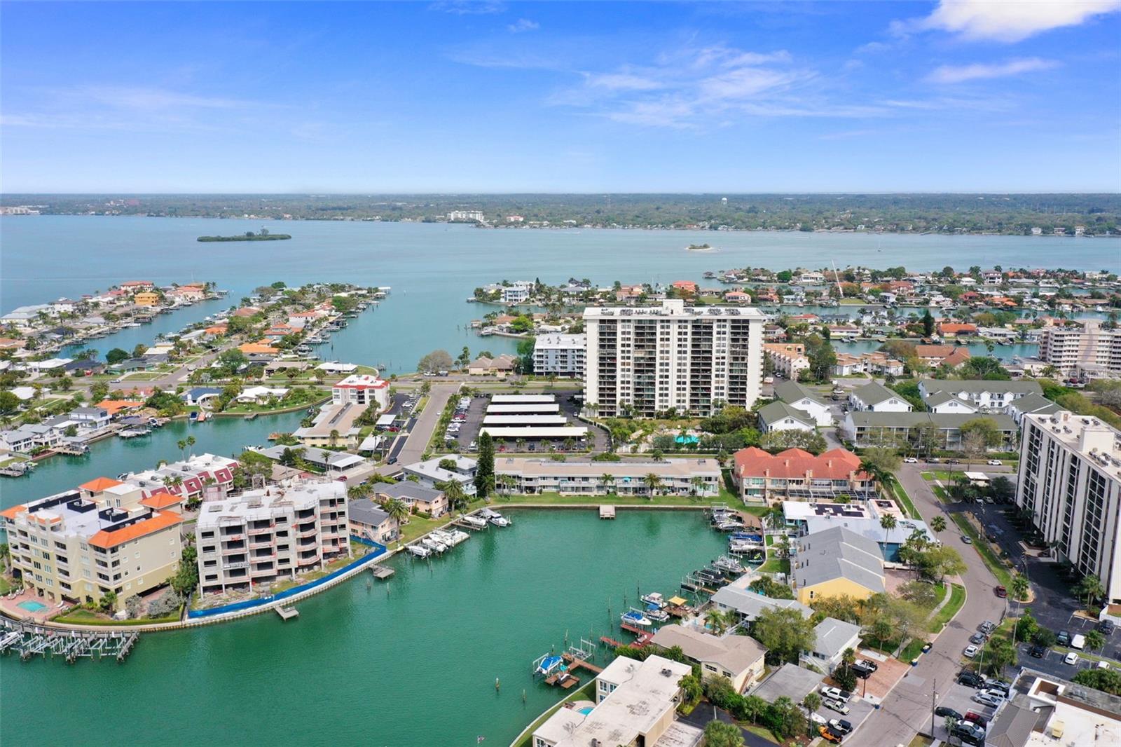 400 LARBOARD WAY #103, CLEARWATER BEACH, FL, 33767