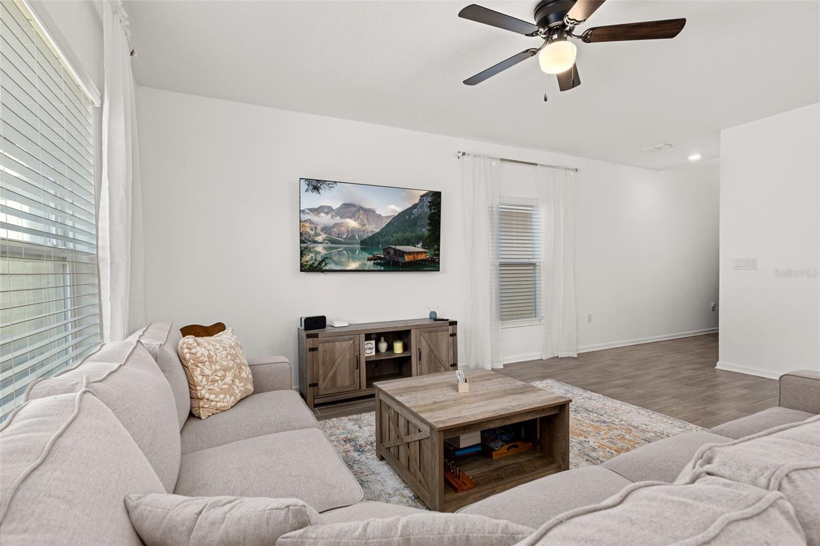 1066 BERRY LN, DAVENPORT, FL, 33837