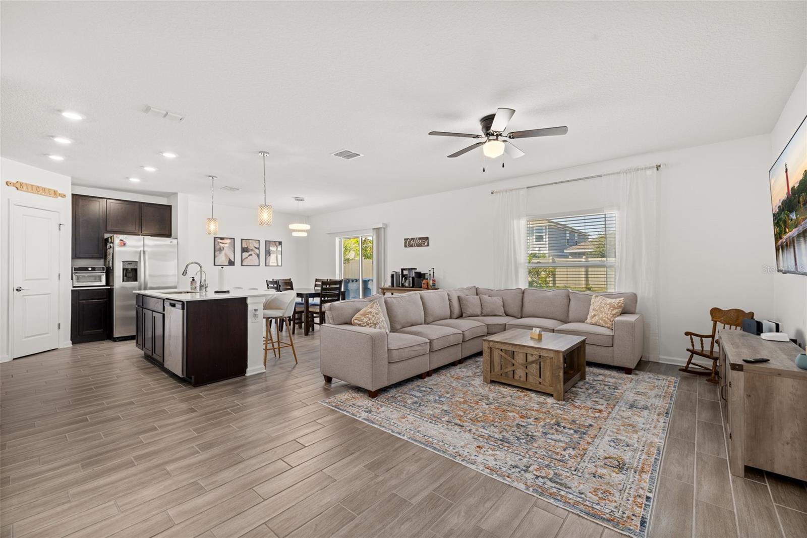 1066 BERRY LN, DAVENPORT, FL, 33837