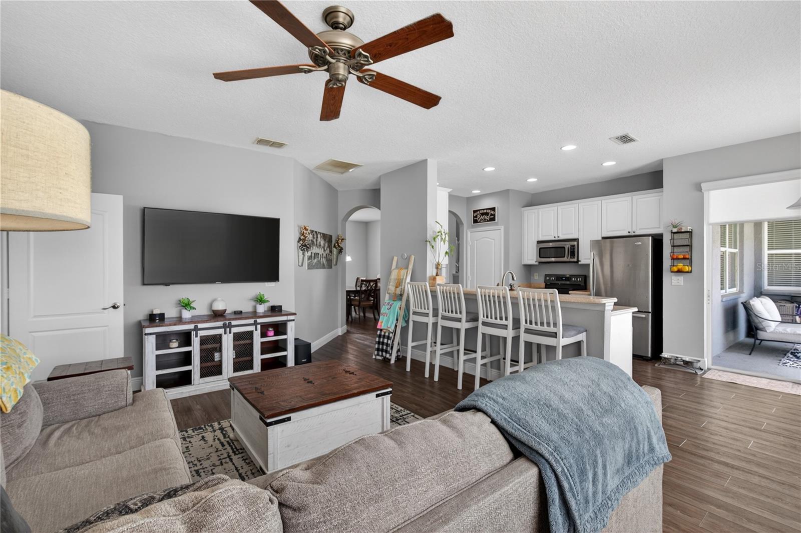 23626 VALDERAMA LN, SORRENTO, FL, 32776