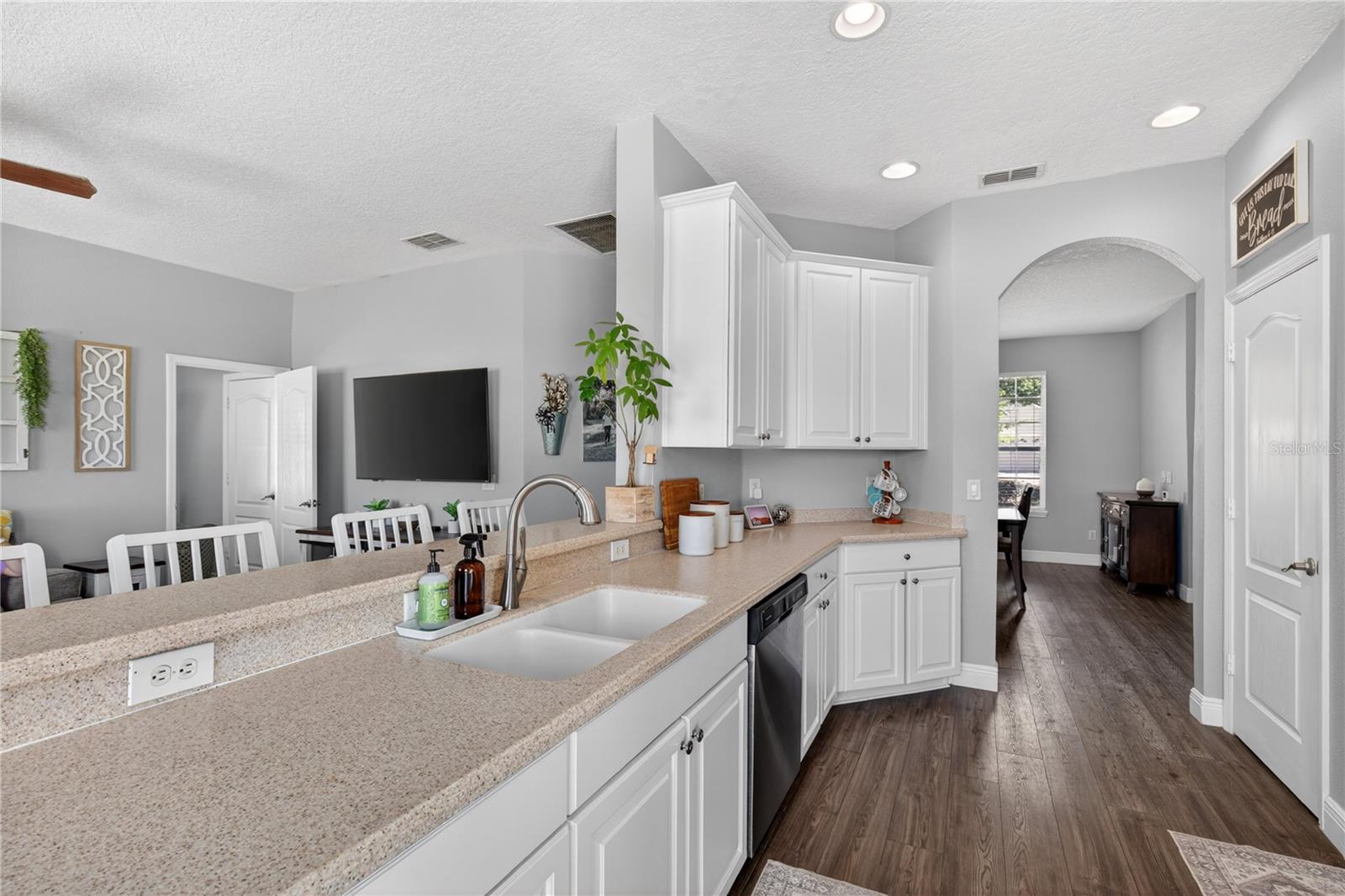 23626 VALDERAMA LN, SORRENTO, FL, 32776