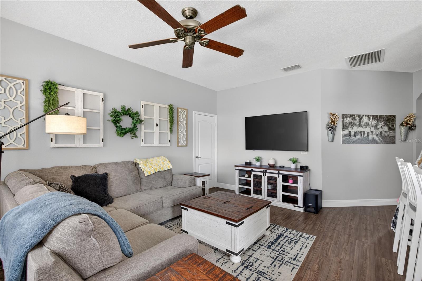 23626 VALDERAMA LN, SORRENTO, FL, 32776