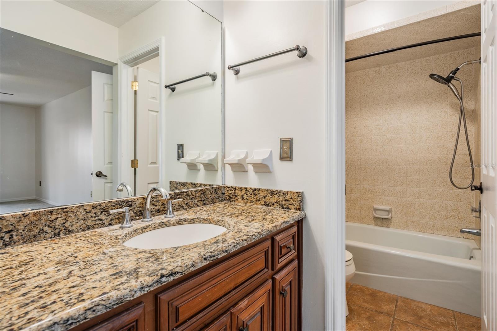 6323 OAK SQ E, LAKELAND, FL, 33813