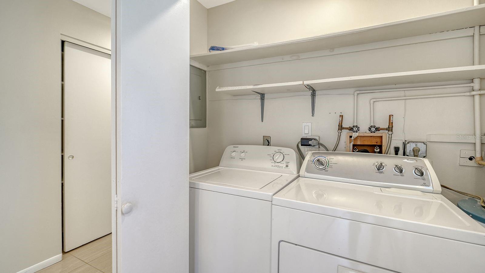 2121 PUEBLO CIR #V6, SARASOTA, FL, 34231
