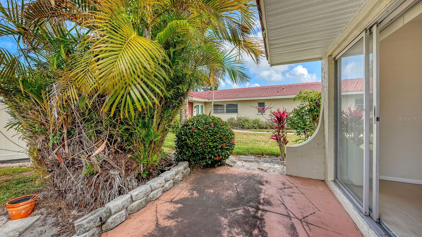 2121 PUEBLO CIR #V6, SARASOTA, FL, 34231