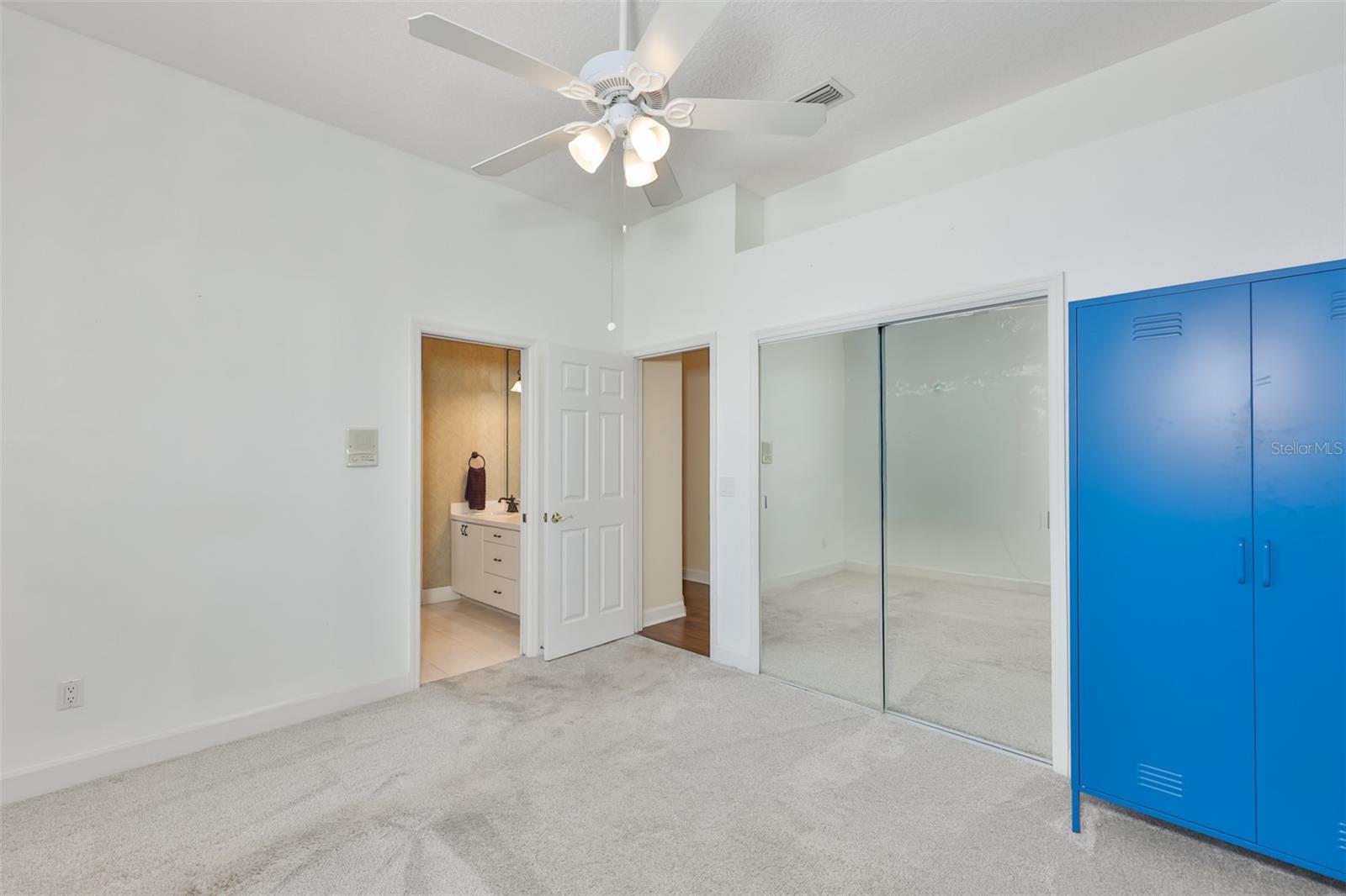 2901 ZAHARIAS DR, ORLANDO, FL, 32837