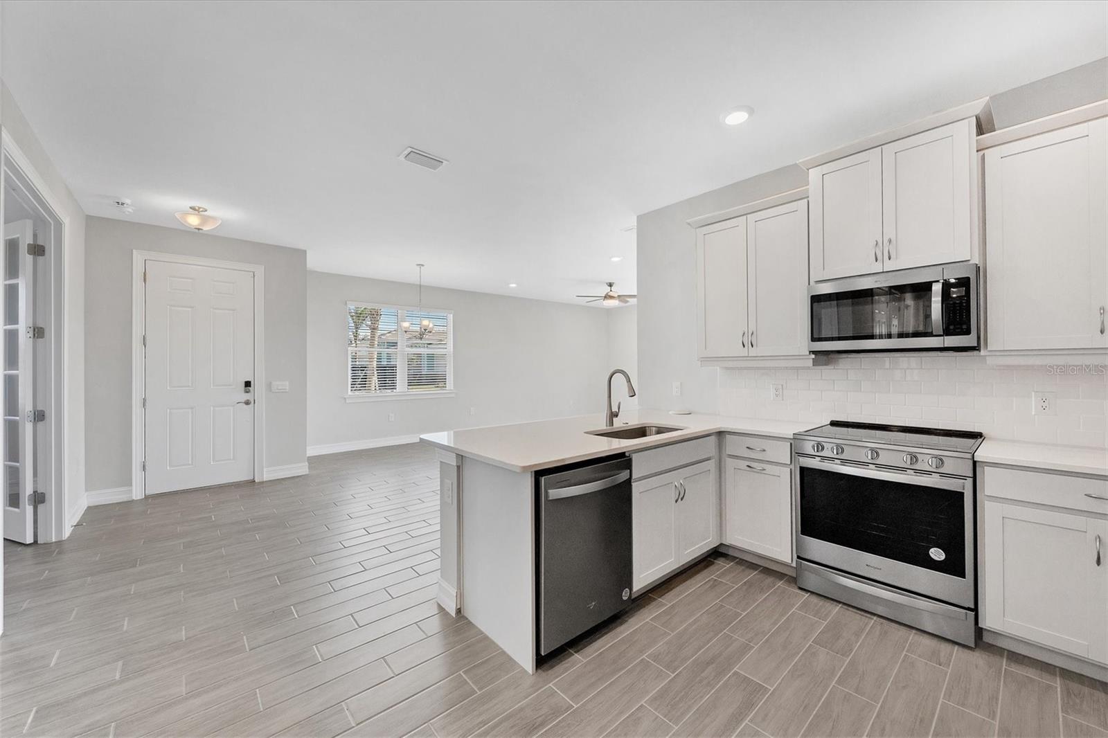 111 IBIZA LOOP, VENICE, FL, 34292
