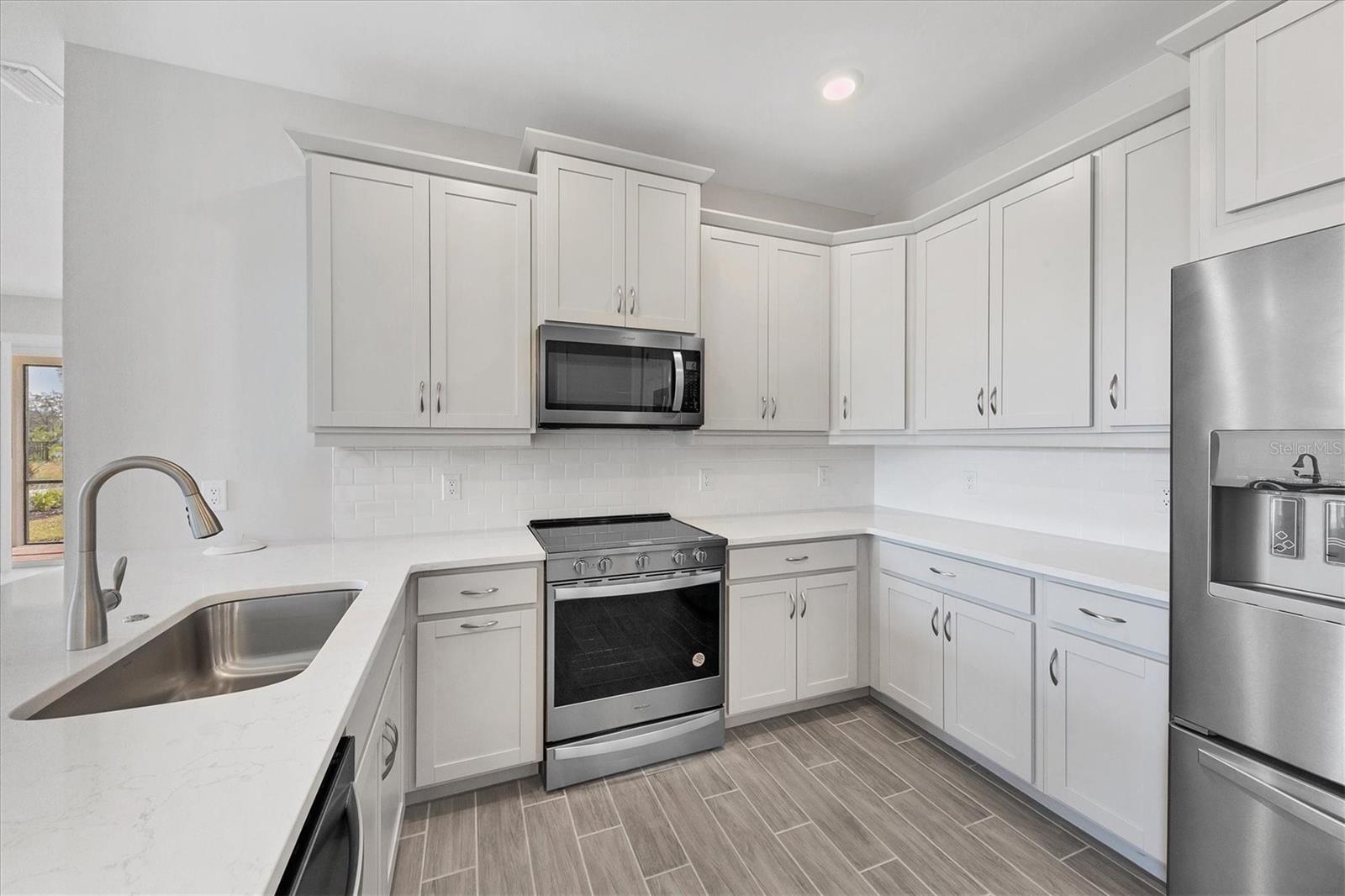 111 IBIZA LOOP, VENICE, FL, 34292