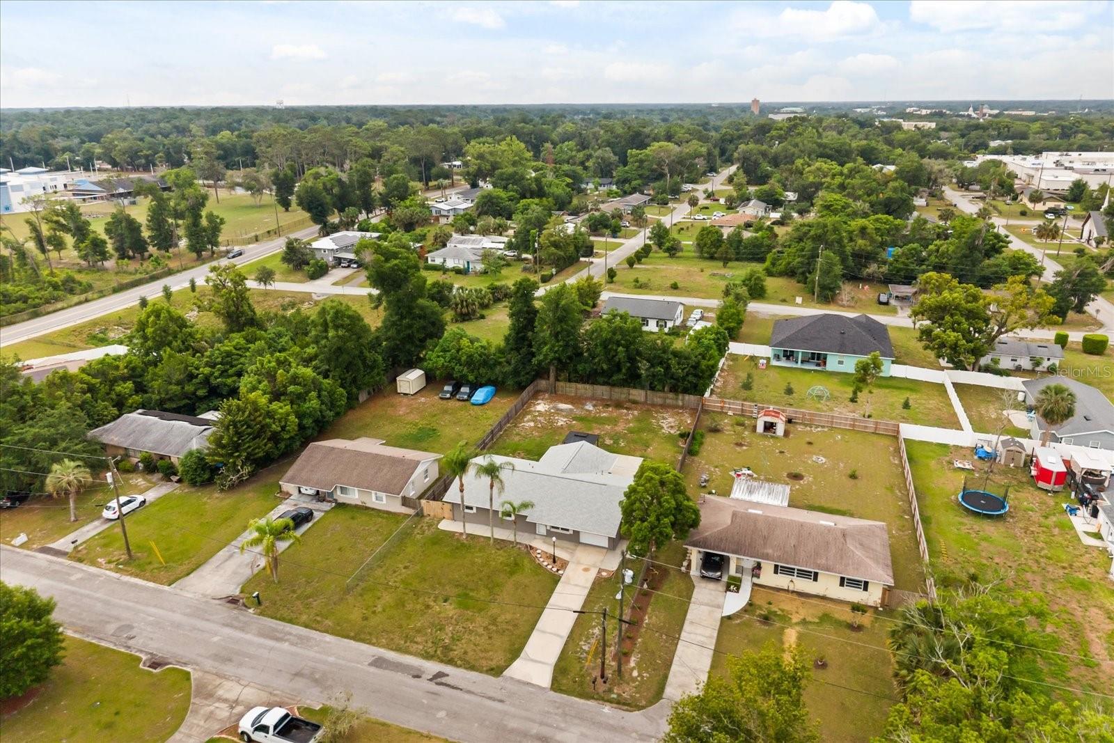210 KENSINGTON AVE, DELAND, FL, 32724