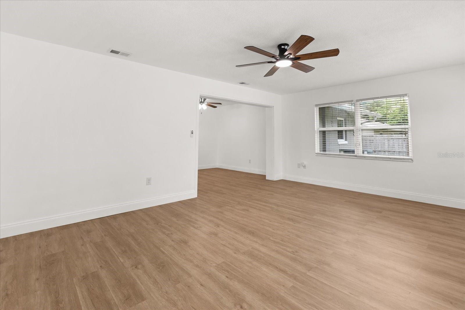 210 KENSINGTON AVE, DELAND, FL, 32724
