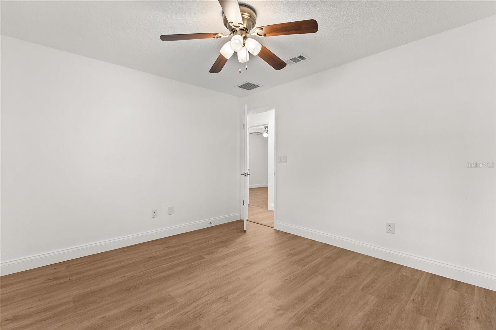 210 KENSINGTON AVE, DELAND, FL, 32724