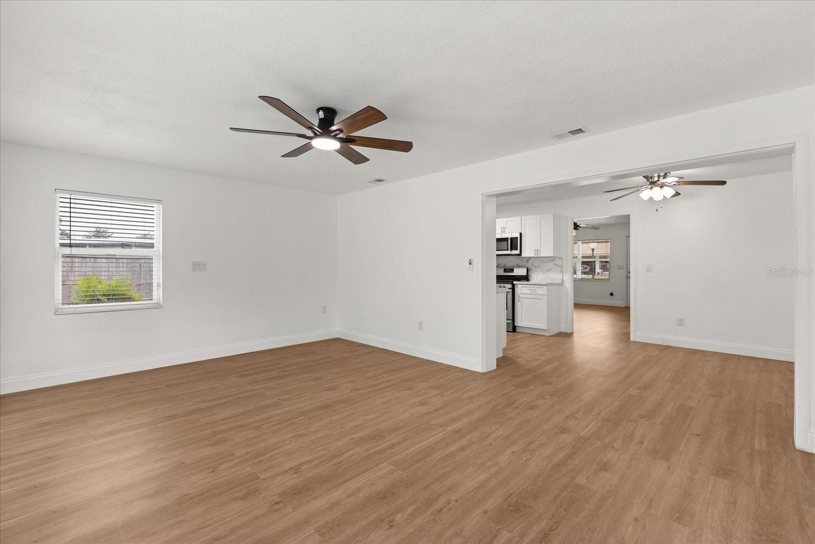 210 KENSINGTON AVE, DELAND, FL, 32724
