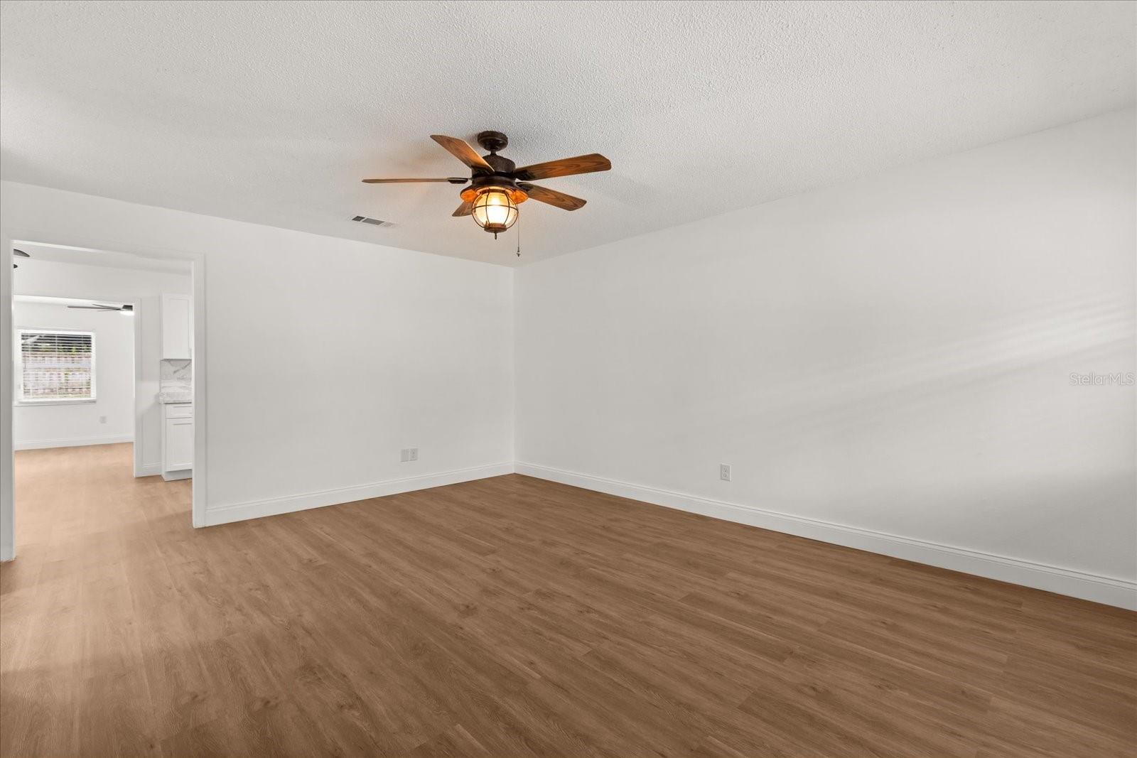 210 KENSINGTON AVE, DELAND, FL, 32724