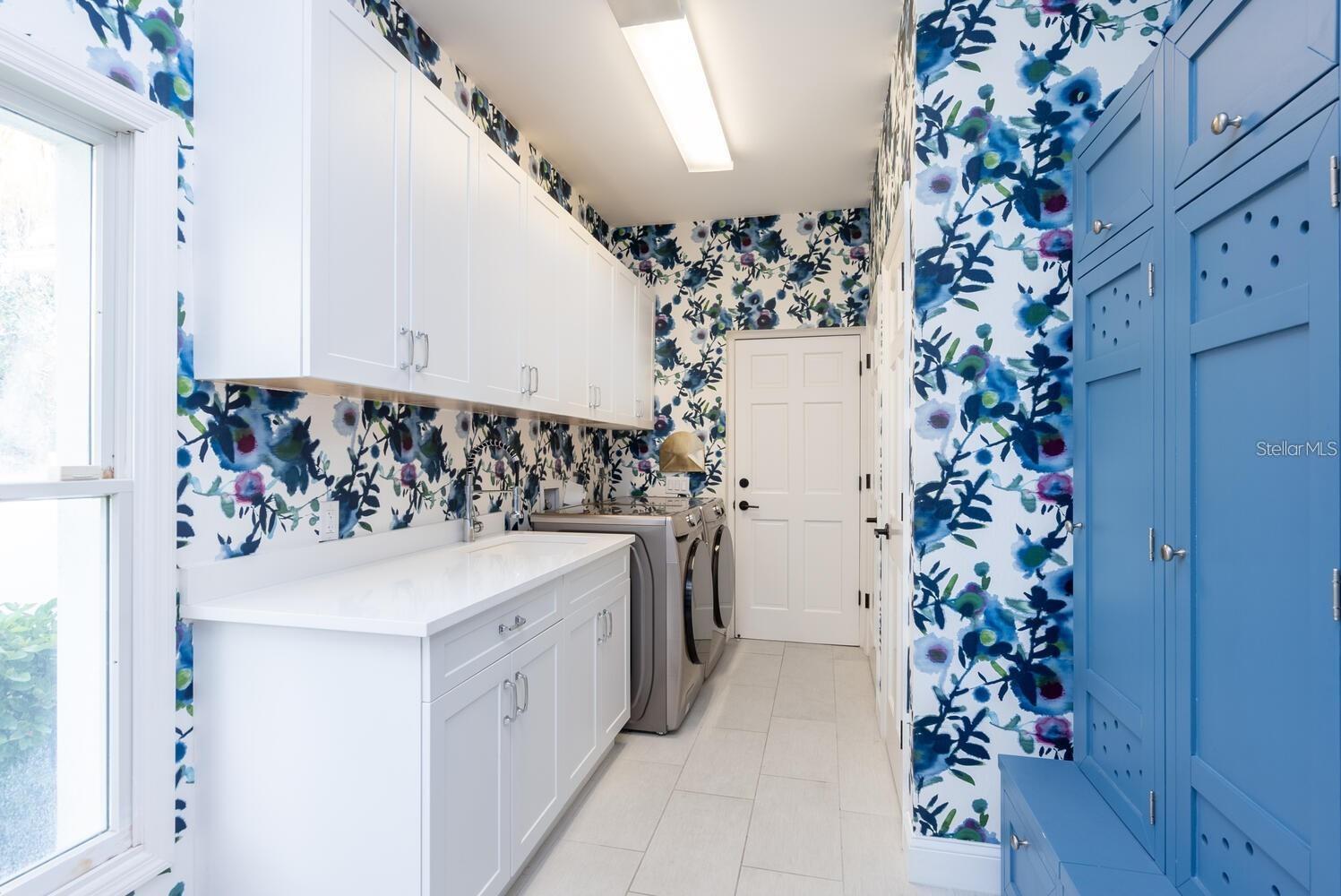 4104 LAS PALMAS WAY, SARASOTA, FL, 34238