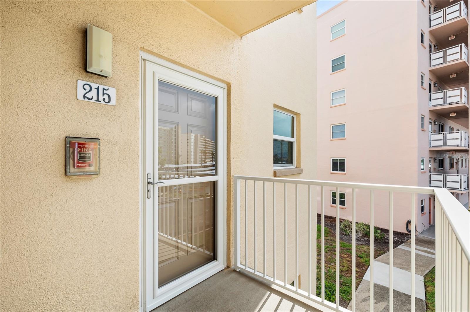 6075 SHORE BLVD S #215, GULFPORT, FL, 33707