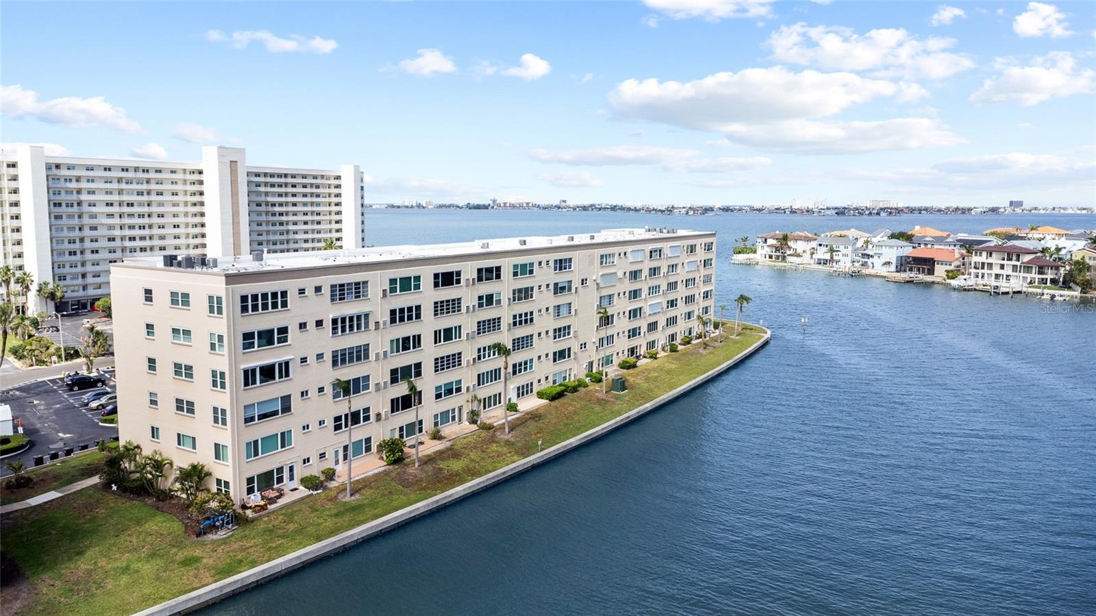 6075 SHORE BLVD S #215, GULFPORT, FL, 33707