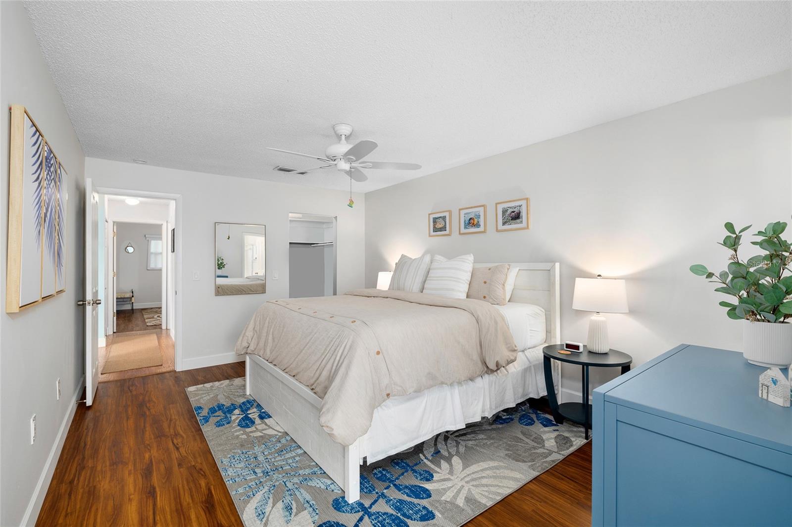 6075 SHORE BLVD S #215, GULFPORT, FL, 33707