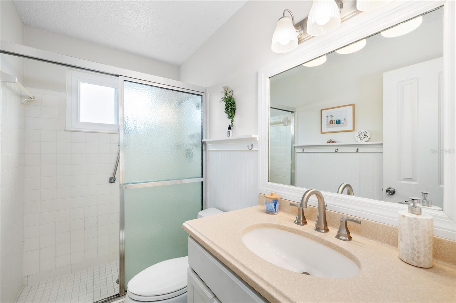 6075 SHORE BLVD S #215, GULFPORT, FL, 33707